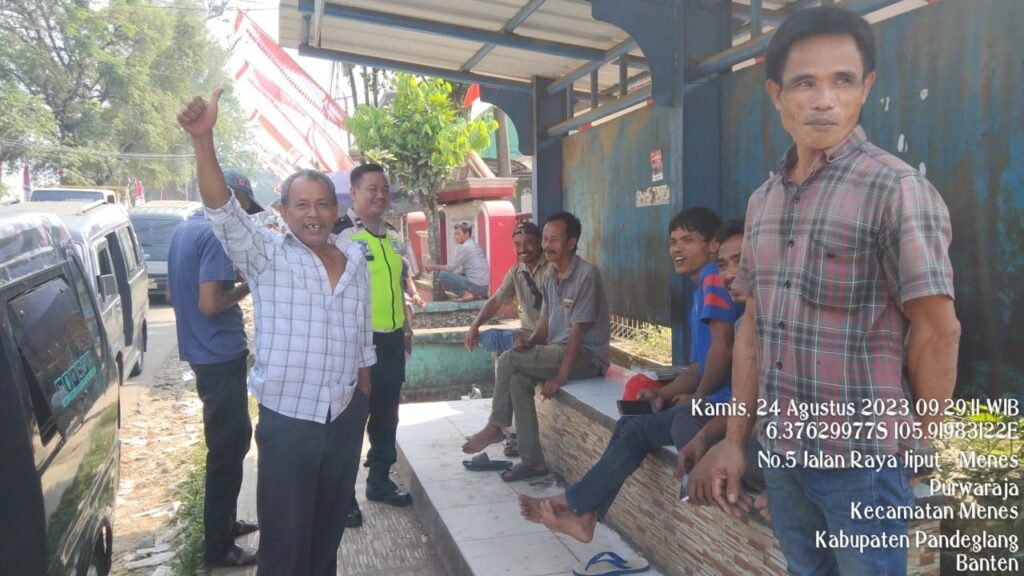 Edukasi Lalulintas, Polsek Menes Beri Penyuluhan Kepada Supir Angkot 3 WhatsApp Image 2023 08 24 at 14.48.29