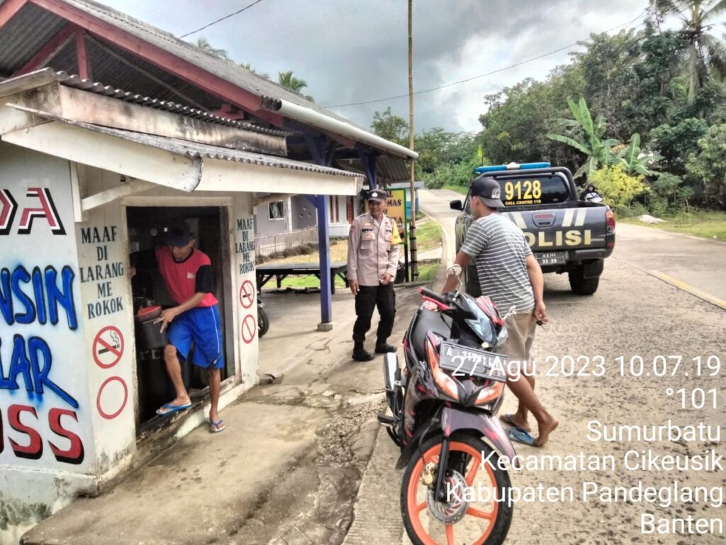 Polsek Cikeusik Gelar Patroli Rawan Siang Guna Antisipasi Gangguan Kamtibmas 1 WhatsApp Image 2023 08 27 at 21.55.40