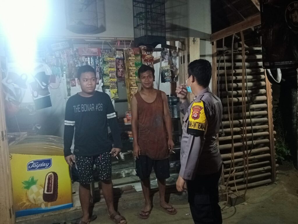 Polsek Pagelaran Lakukan Patroli untuk Pencegahan Kriminalitas di Wilayah Hukumnya 4 WhatsApp Image 2023 10 09 at 12.37.09