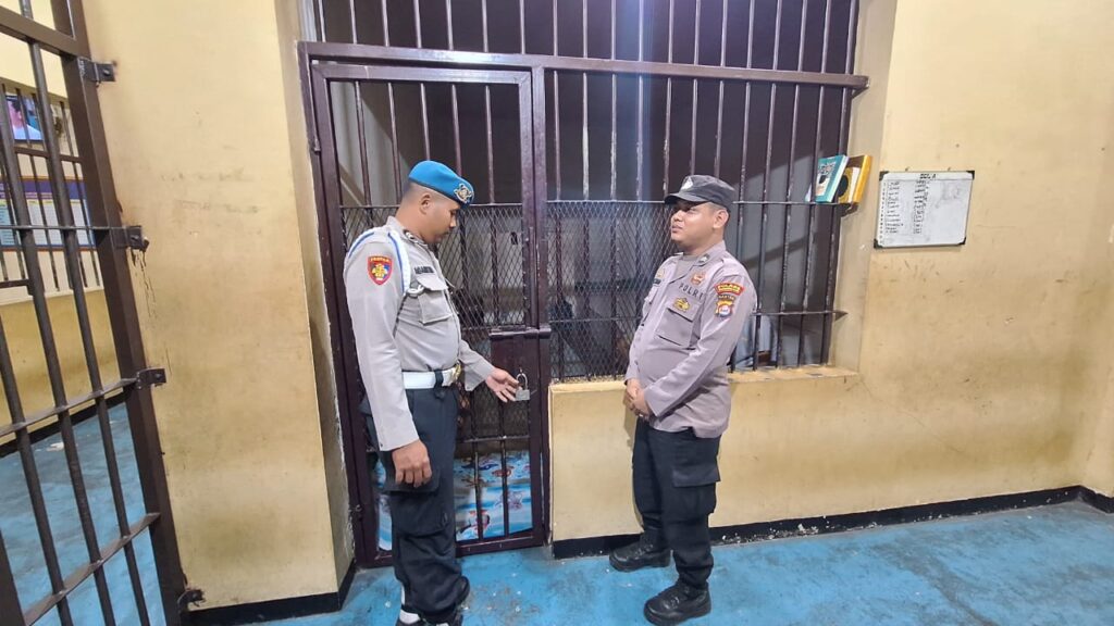 Provos Polres Pandeglang Lakukan Pengawasan dan Pengecekan Mako serta Kontrol Ruang Tahanan 5 WhatsApp Image 2023 10 16 at 10.16.13