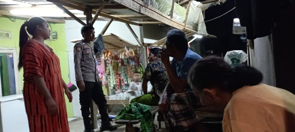 Polsek Jiput Sambangi Warga untuk Tingkatkan Keamanan 8 WhatsApp Image 2023 10 24 at 08.35.27