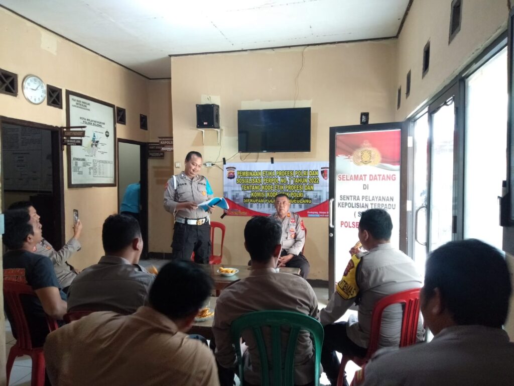 Polsek Bojong Gelar Sosialisasi Kode Etik Profesi Polri 8 WhatsApp Image 2023 10 25 at 09.58.19