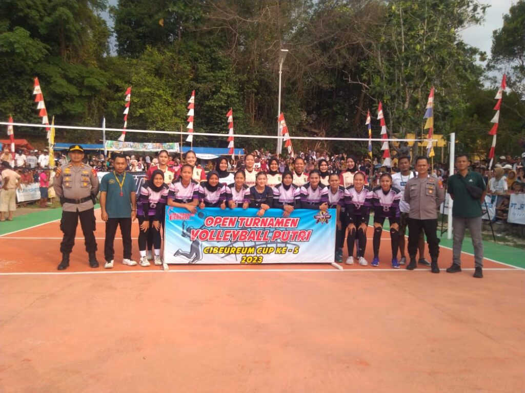 Polsek Carita Amankan Turnamen Bola Voli Putri Cibeureum Carita 4 WhatsApp Image 2023 10 25 at 11.07.26