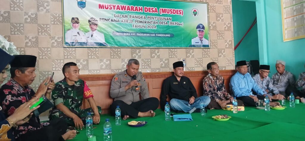 Polsek Pagelaran Hadiri Musyawarah Desa (MUSDES) Desa Bama 2023 di Kecamatan Pagelaran 4 WhatsApp Image 2023 10 27 at 11.06.27