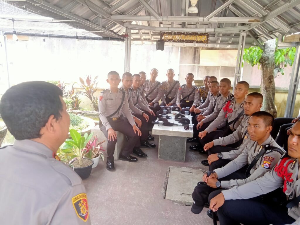 Kapolsek Pandeglang Berikan Arahan kepada Siswa Latja SPN Mandalawangi 6 WhatsApp Image 2023 11 02 at 17.38.47