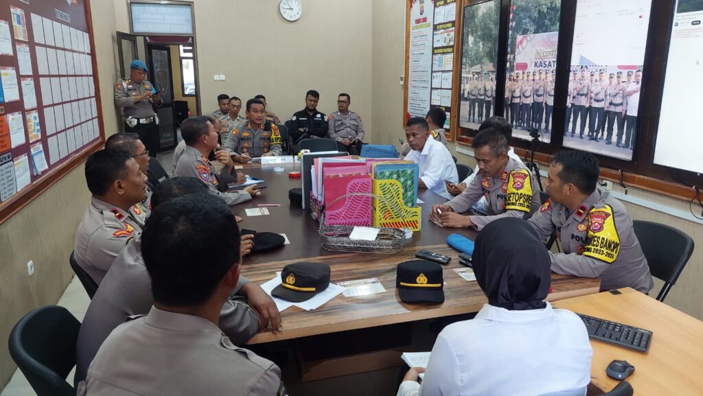 Kapolres Pandeglang Memimpin Kegiatan Anev Ops Mantap Brata Maung 2023-2024 6 WhatsApp Image 2023 11 06 at 10.39.50