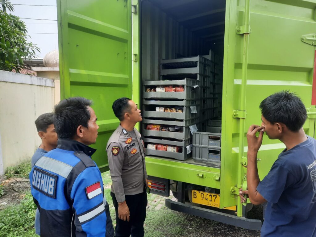 Polsek Carita Gelar Operasi Gabungan Inspeksi Keselamatan Lalu Lintas di Terminal Carita 8 WhatsApp Image 2023 11 07 at 19.17.48