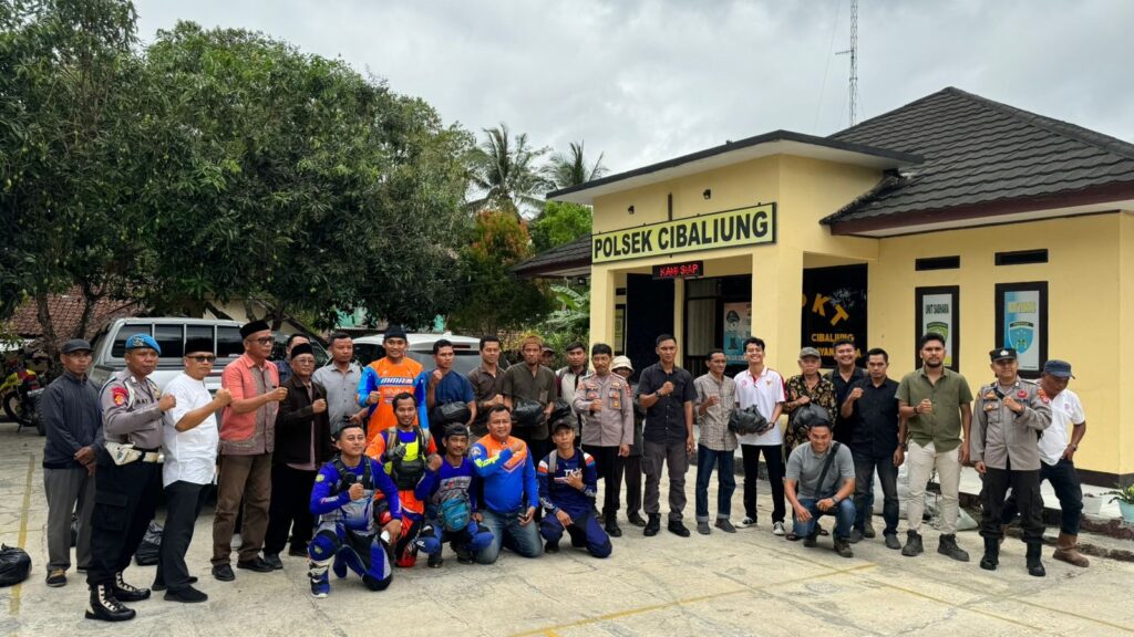 Polres Pandeglang Gelar Patroli Trail Kamtibmas untuk Cegah Pencurian di Lahan Sawit 9 WhatsApp Image 2023 11 11 at 09.45.52