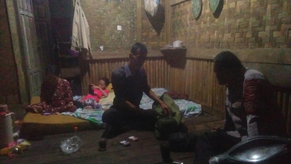 Polsek Menes Lakukan Patroli Pencegahan Kriminalitas di Perkampungan dan Pertokoan 8 WhatsApp Image 2023 11 18 at 09.13.56