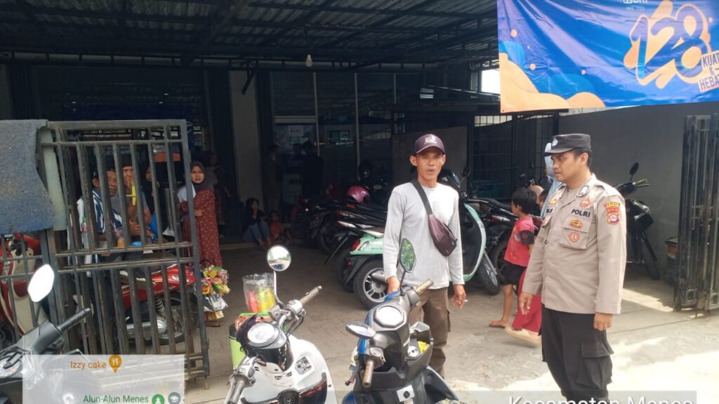 Polsek Menes Gelar Patroli KRYD Untuk Ciptakan Situasi Aman dan Kondusif 4 WhatsApp Image 2023 12 21 at 13.49.38