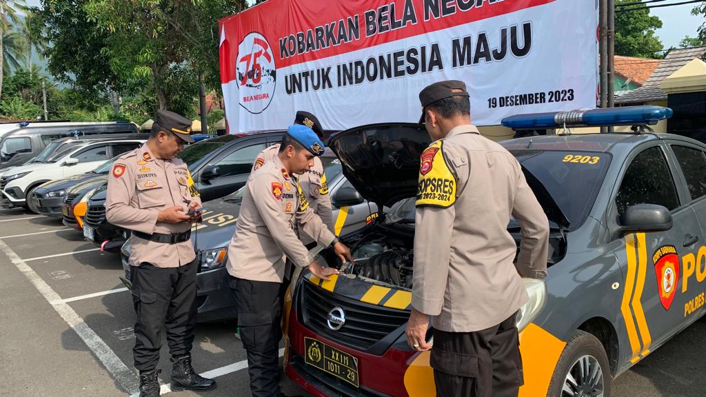 Propam Polres Pandeglang Gelar Pengecekan Kendaraan Operasional Operasi Lilin Maung 2023 1 WhatsApp Image 2023 12 23 at 09.35.20