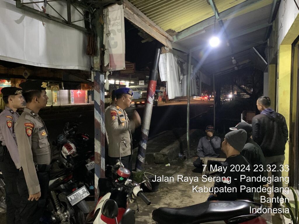 Patroli Perintis Presisi Sat Samapta Polres Pandeglang Polda Banten Meningkatkan Kesadaran Keselamatan Berlalu Lintas 3 WhatsApp Image 2024 05 08 at 05.59.37