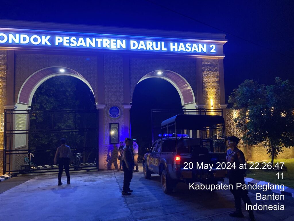 Unit Patroli Satuan Samapta Polres Pandeglang Tingkatkan Kegiatan Rutin untuk Jaga Kamtibmas 7 WhatsApp Image 2024 05 21 at 05.51.05