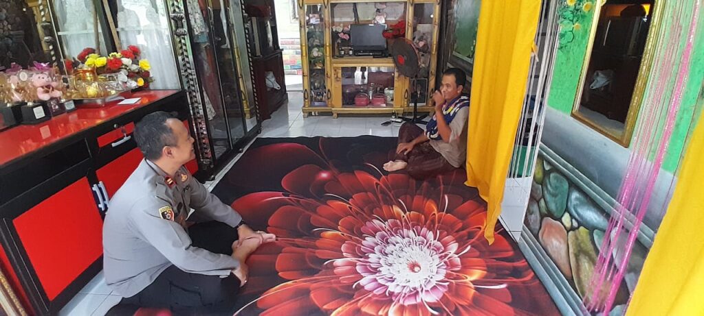 Kapolsek Cimanuk Polres Pandeglang Besuk Banpol Polsek Cimanuk yang Sedang Sakit 4 WhatsApp Image 2024 05 21 at 14.35.58