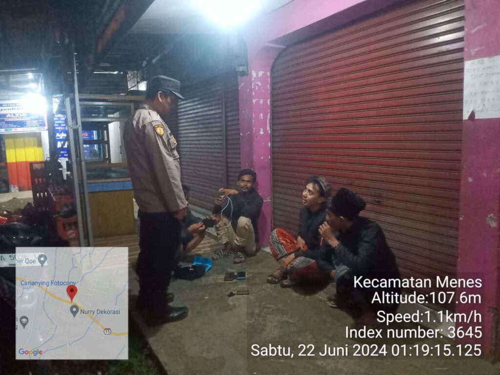 Polsek Menes Tingkatkan Patroli KRYD untuk Ciptakan Kamtibmas yang Aman dan Nyaman 8 WhatsApp Image 2024 06 22 at 18.36.27
