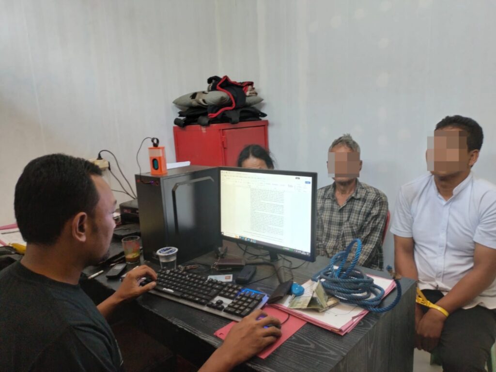 Polsek Cimanggu Berhasil Tangkap 7 Tersangka Pencurian 5 Ekor Kerbau 6 WhatsApp Image 2024 07 29 at 13.43.25