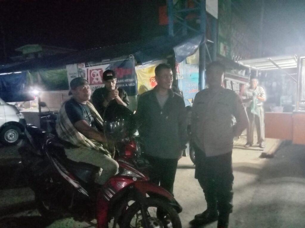 Pererat silaturahmi Aipda Harwoko sambangi warga 9 WhatsApp Image 2024 08 13 at 09.11.19
