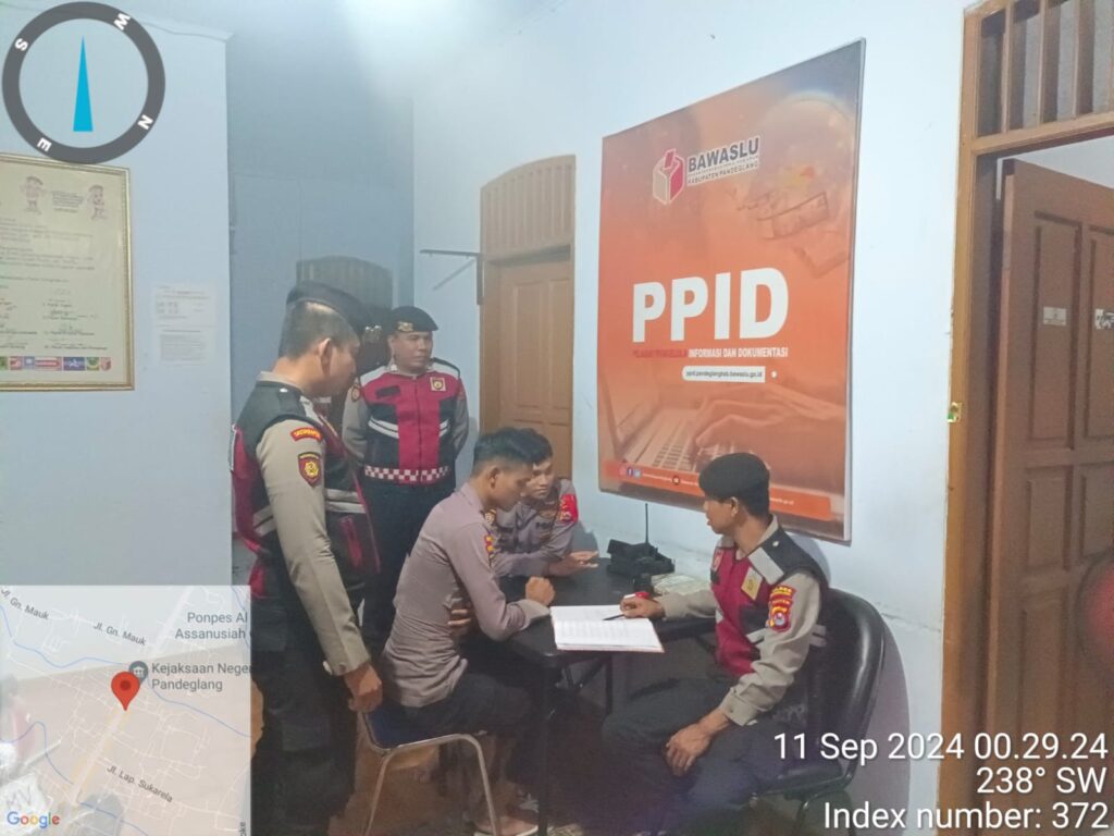Sat Samapta Polres Pandeglang Sambangi Kantor Bawaslu Pandeglang untuk Cek Kesiapsiagaan Personil Pengamanan 6 WhatsApp Image 2024 09 11 at 05.50.00
