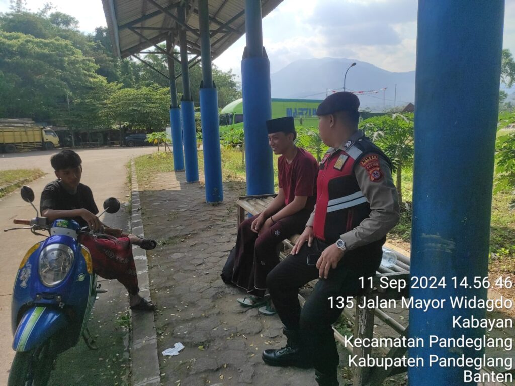 Sat Samapta Polres Pandeglang Berikan Himbauan kepada Santri tentang Pentingnya Tertib Berlalu Lintas 1 WhatsApp Image 2024 09 11 at 16.54.34 1