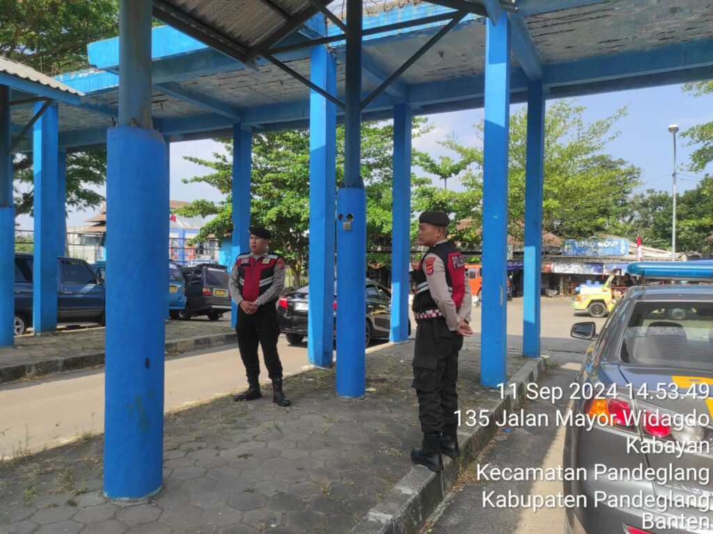 Sat Samapta Polres Pandeglang Gelar Patroli Dialogis di Terminal Kadubanen Tertibkan Kendaraan Umum 2 WhatsApp Image 2024 09 11 at 16.54.34