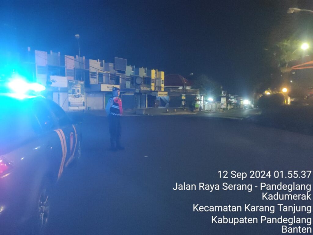 Sat Samapta Polres Pandeglang Gelar Patroli Malam di Titik Rawan Antisipasi Aksi Balap Liar di Jalan Raya Pandeglang-Labuan 9 WhatsApp Image 2024 09 12 at 06.03.39